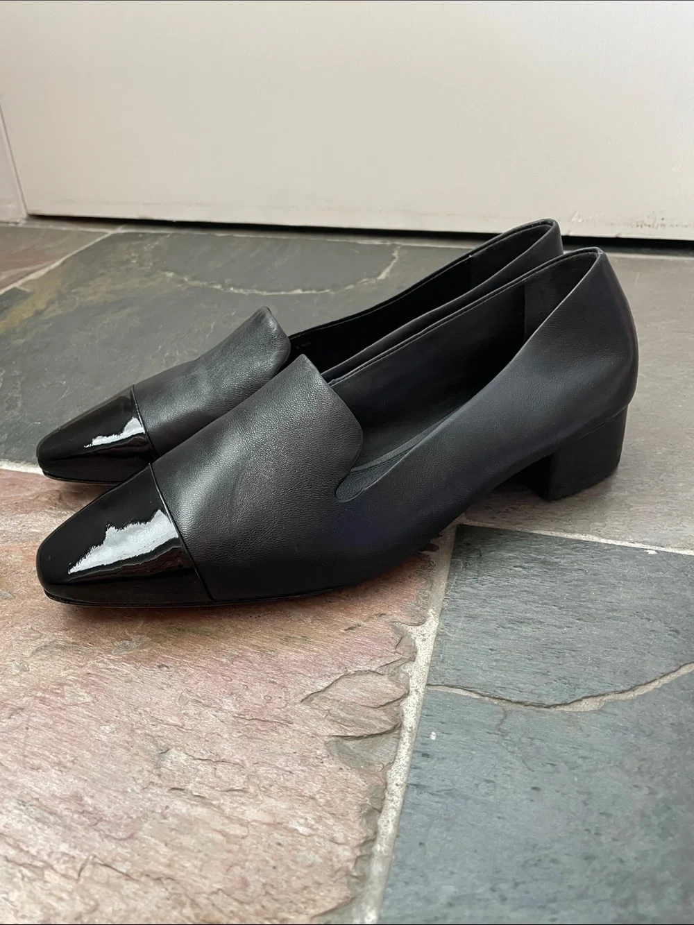 New Veronica Beard Cecile Cap Toe Loafer Black Leather Sz 9.5